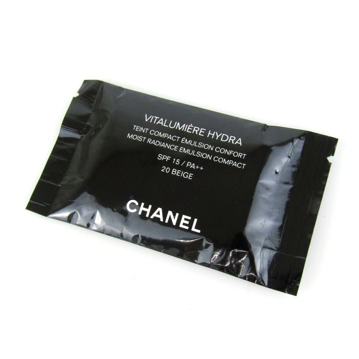 シャネル ヴィタルミエール イドゥラ コンパクト サンプル