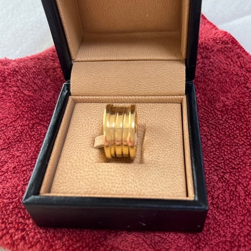 ブルガリゼロワン