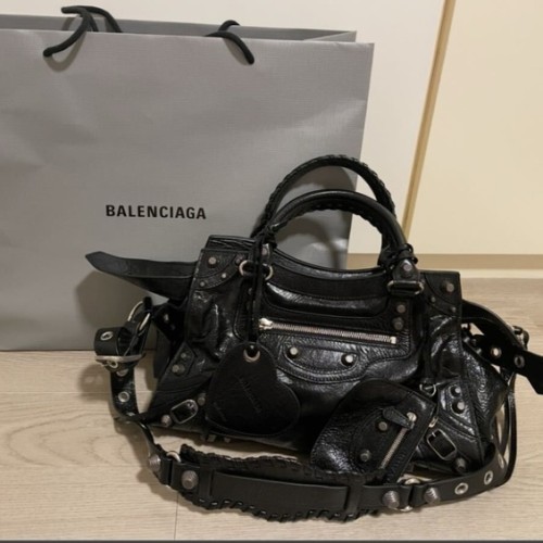 バレンシアガ ネオカゴール Sサイズ