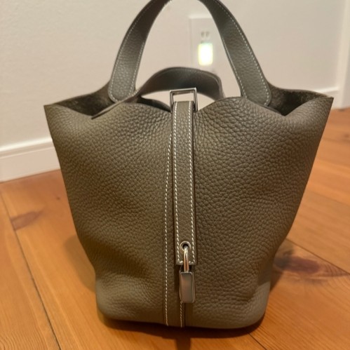 エルメス ピコタン