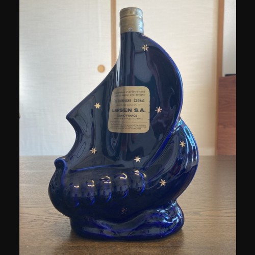 ラーセンシップ ダークブルー