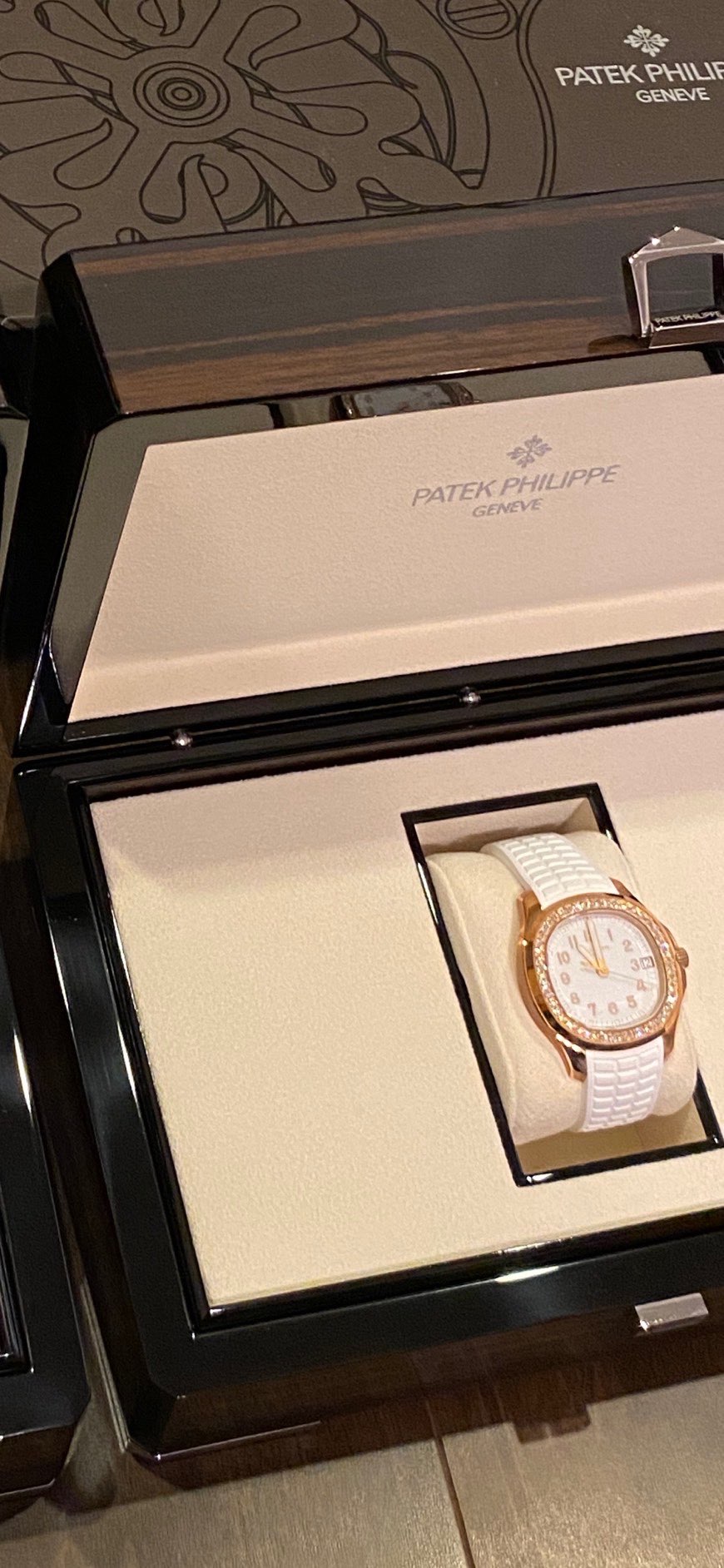 パテックフィリップ アクアノート 5268/200r