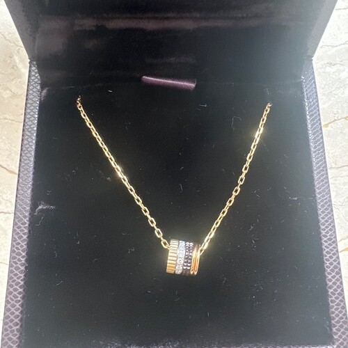 ブシュロン キャトル ネックレス