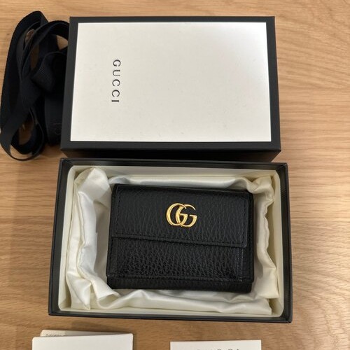 GGマーモント三つ折り財布
