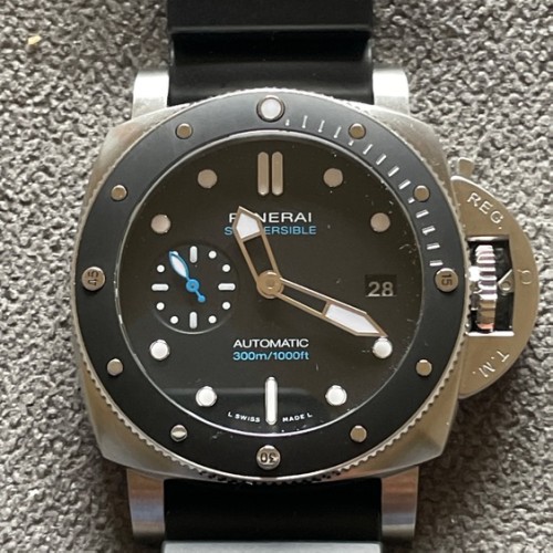 パネライ サブマーシブル