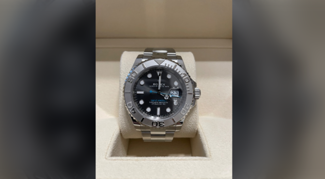 ヨットマスターの画像