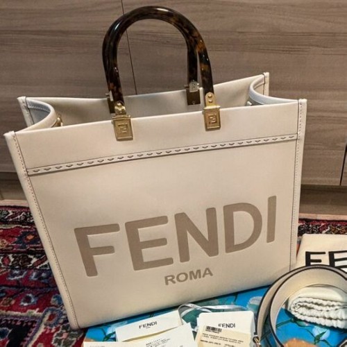 フェンディ サンシャイントート