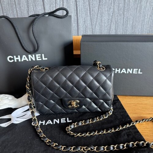 シャネル マトラッセ ショルダーバッグ