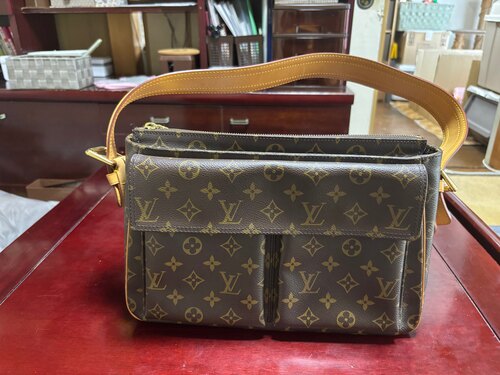 ヴィバシテGM ワンショルダーバッグ