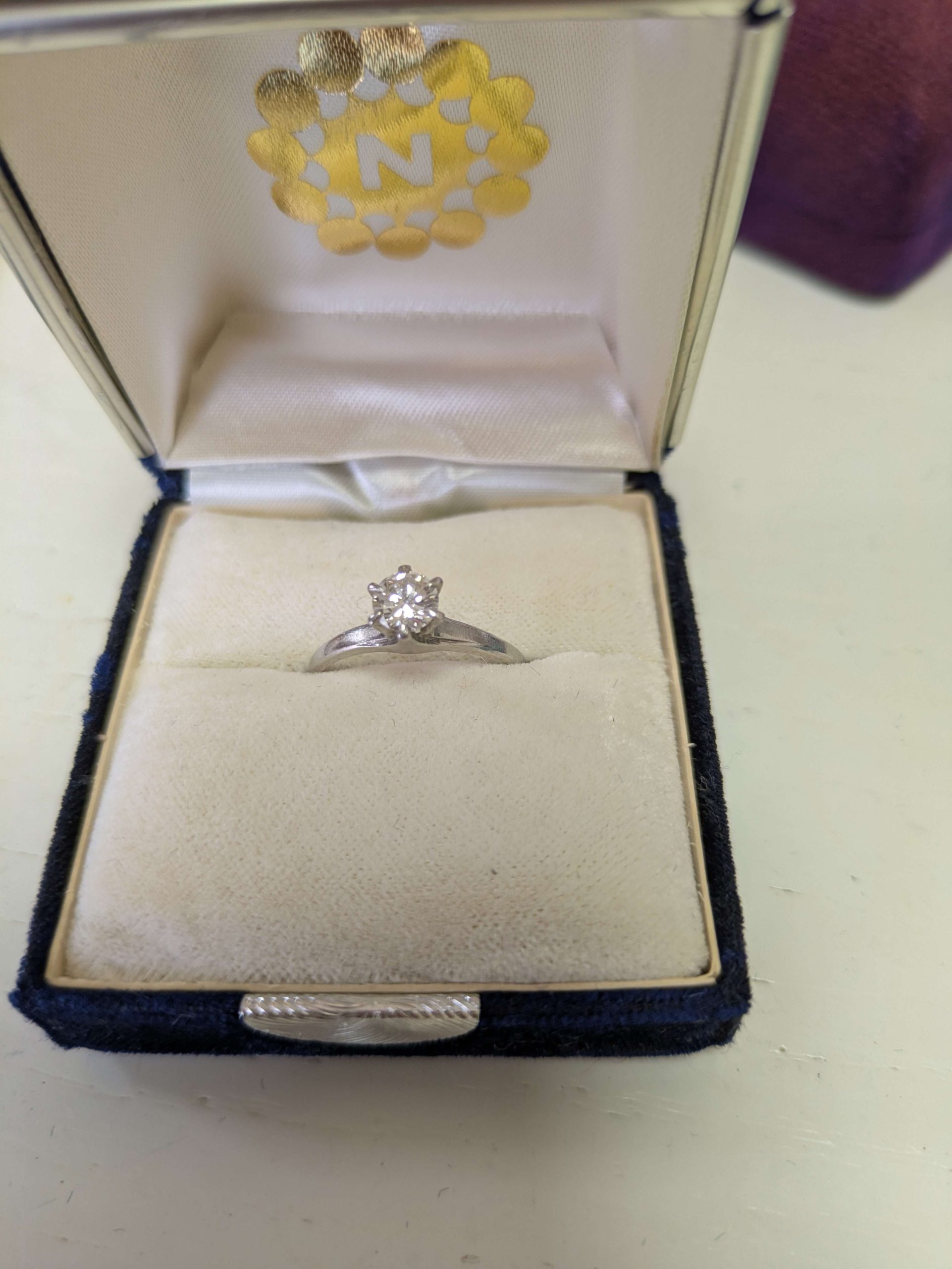 ダイヤモンドリング