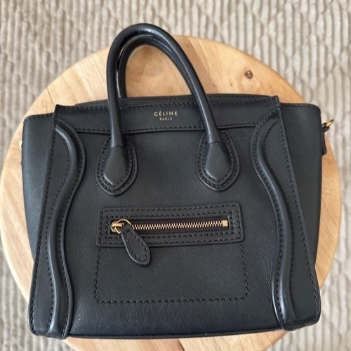 セリーヌ ナノバッグ