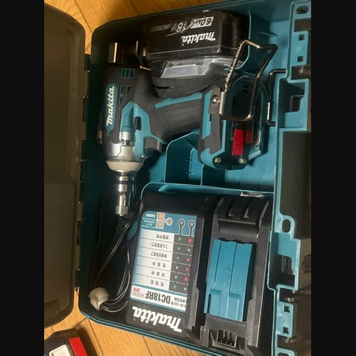 マキタ インパクトレンチ 18 DC18RF