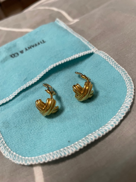 Tiffany イヤリング 18金