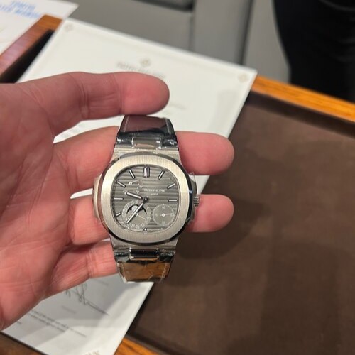 パテックフィリップ ノーチラス 5712G-00