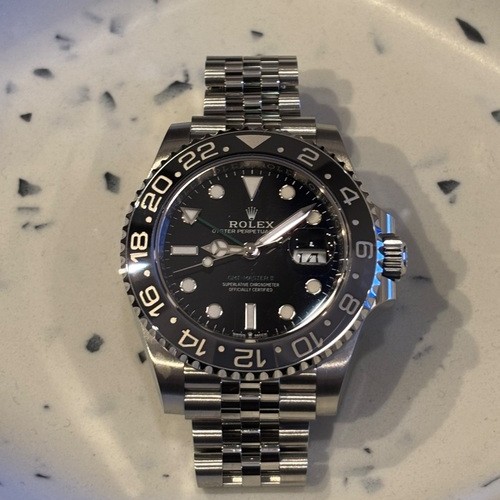 ロレックス GMTマスター GMTマスターII 126710GRNR