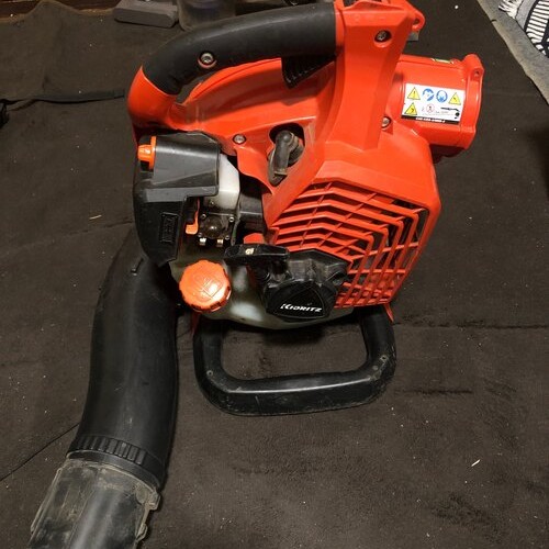 共立エンジンブロアー