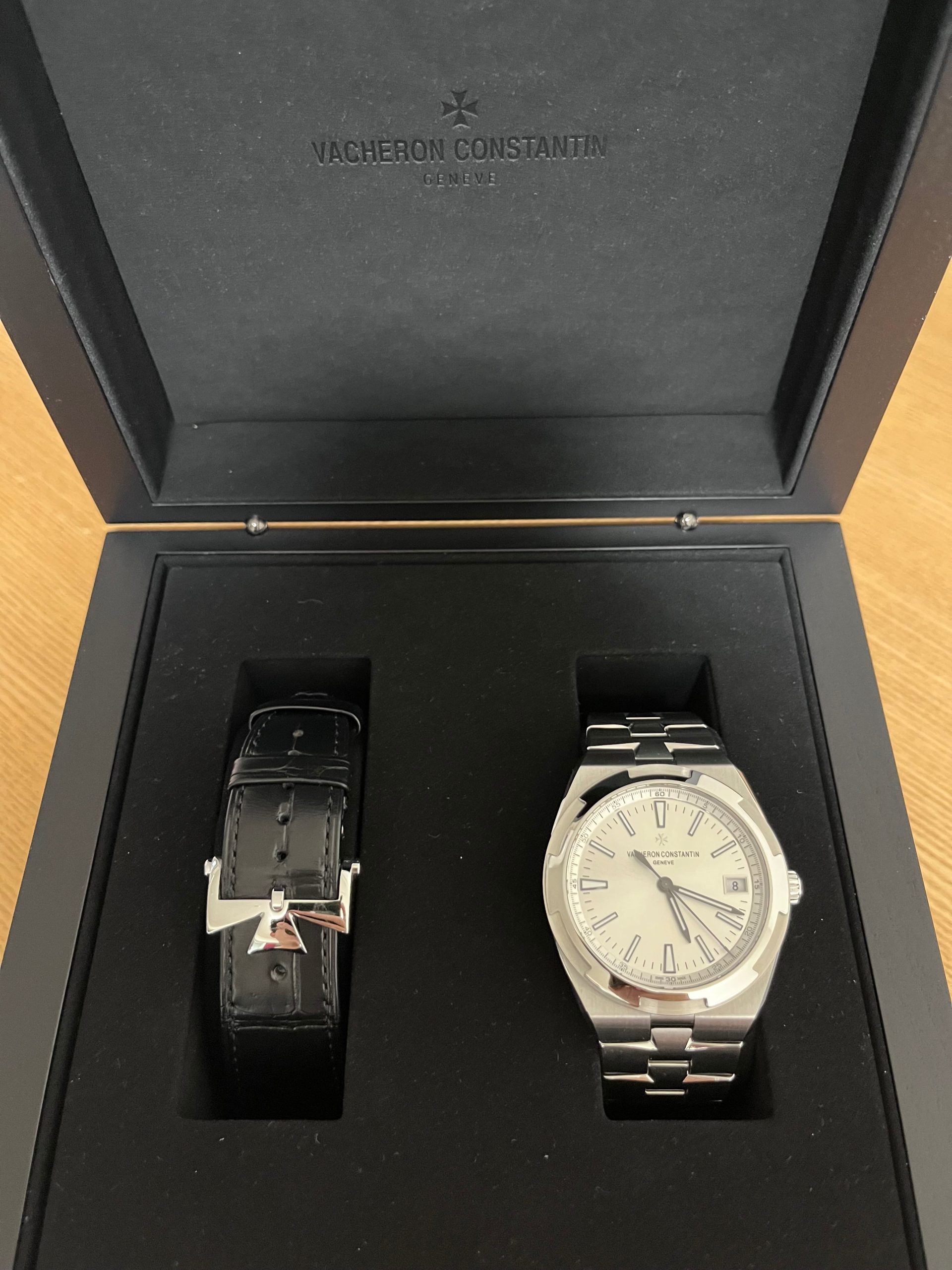 ヴァシュロン コンスタンタン オーヴァーシーズ