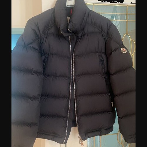 モンクレール POIRIER ダウンジャケット ブラック