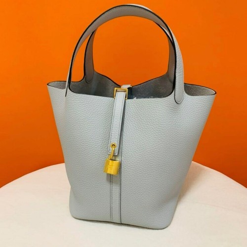 ハンドバッグ ピコタン ブルーペール トリヨンククレマンス