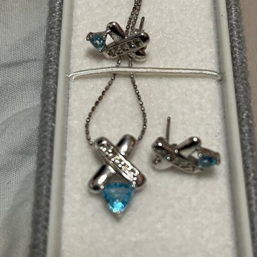 K18WG ネックレス・ピアス 3.9g