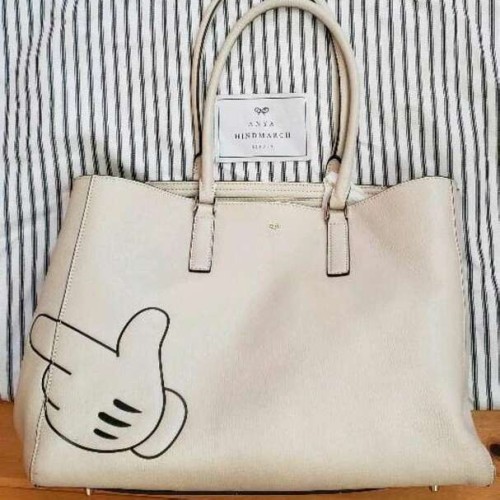 ANYA HINDMARCH ディズニーコラボバッグ