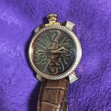 ガガミラノ マヌアーレ 48mm ダイヤモンド