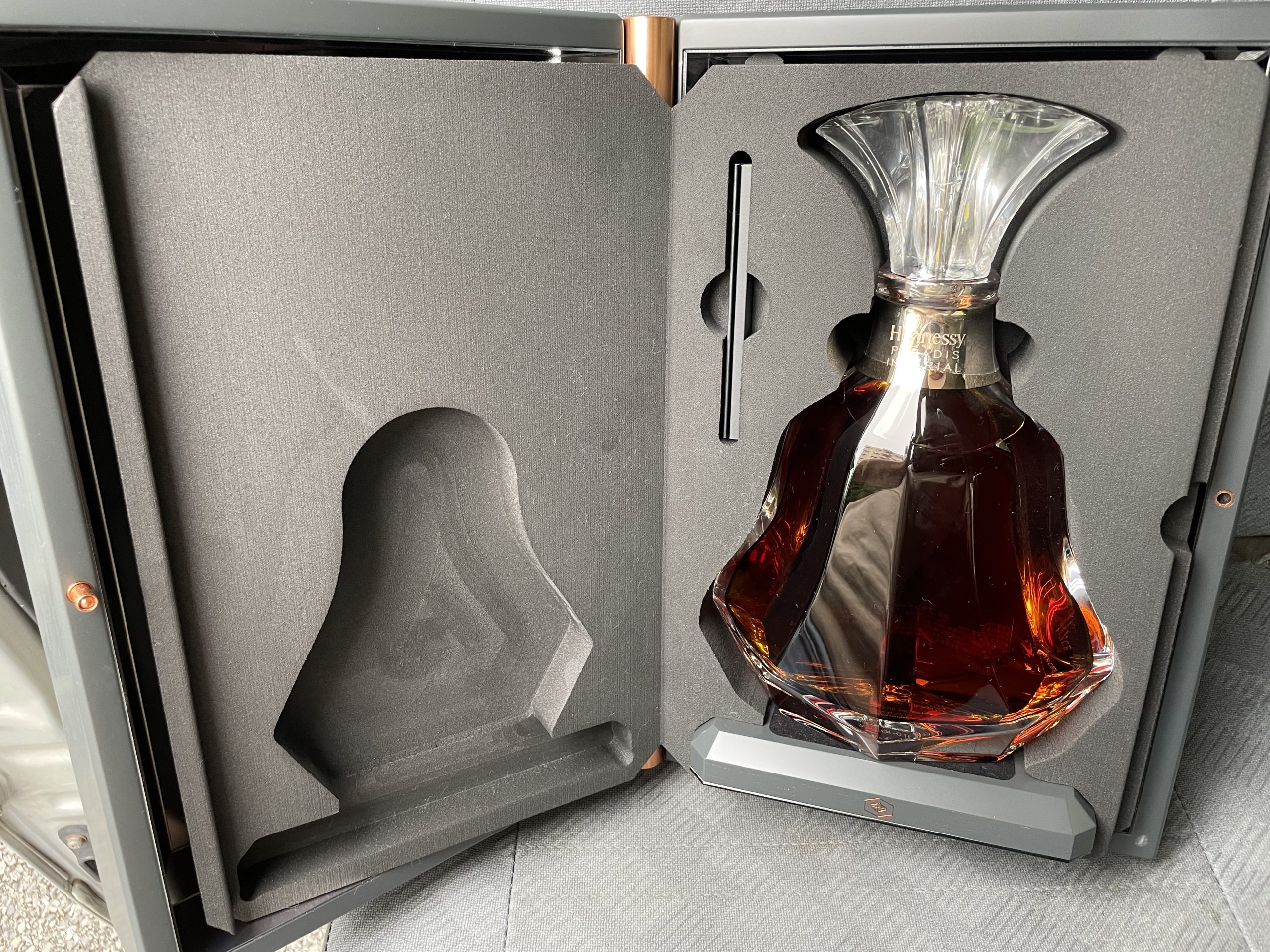 ヘネシーパラディアンペリアル