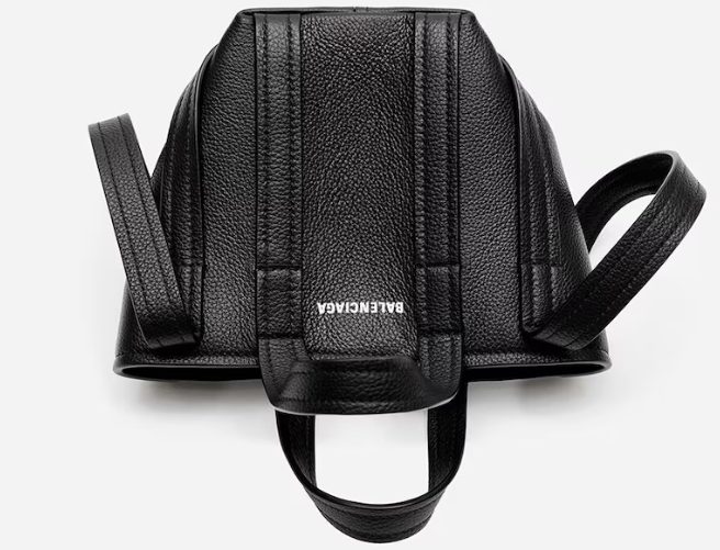 バレンシアガ エブリデイの画像