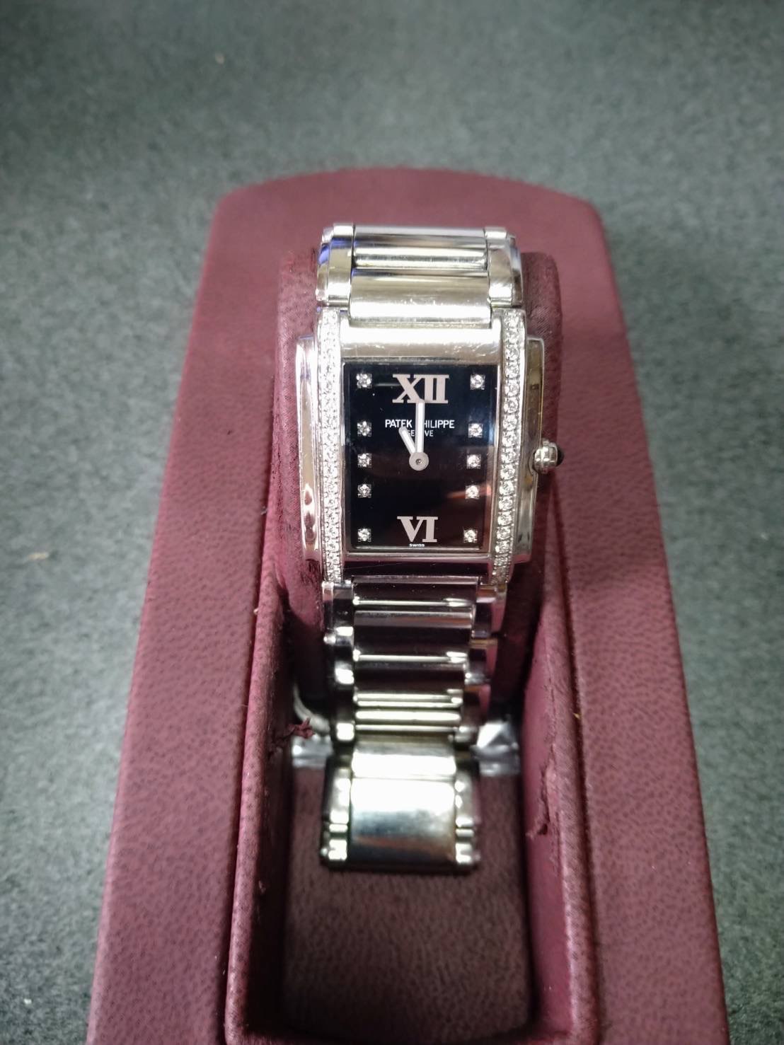 パテックフィリップ トゥエンティーフォー 4910/10A-001