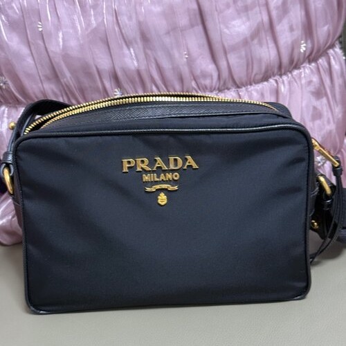 ナイロン ショルダーバッグ