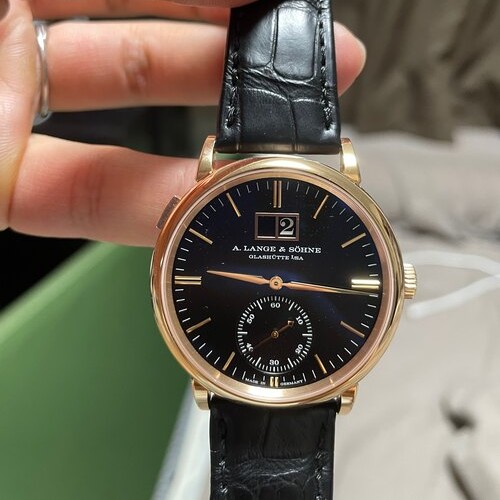 サクソニア　アウトサイズデイト