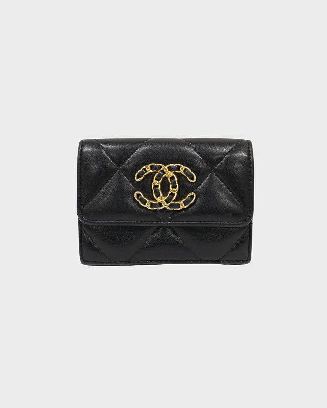 CHANEL COCOマトラッセウォレット