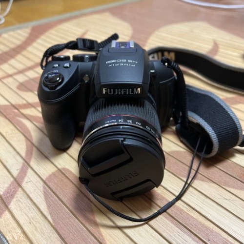 「FUJIFILM デジタルカメラ FinePix HS20EXR 