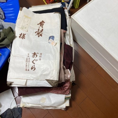 ポリエステルやウール着物