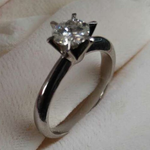 ダイヤモンドリング