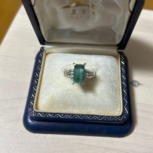 エメラルド 351 015