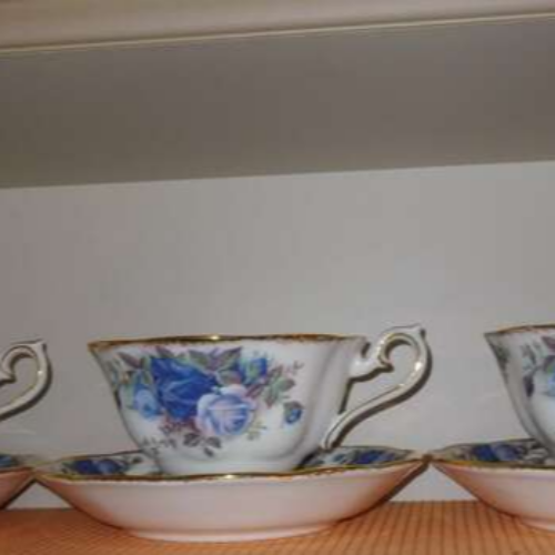 カップソーサー