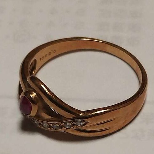 18金ルビーリング