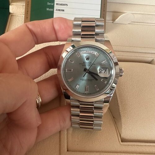 デイデイト 22820