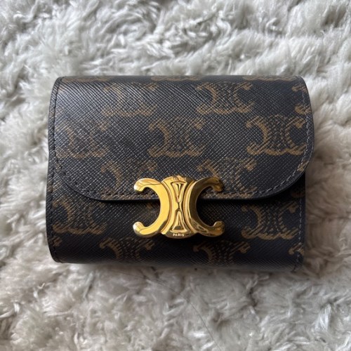 ショルダーバッグ