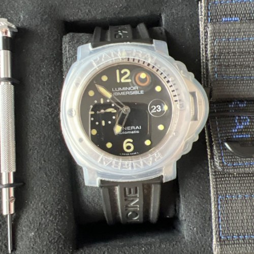 パネライ サブマーシブル PAM0102