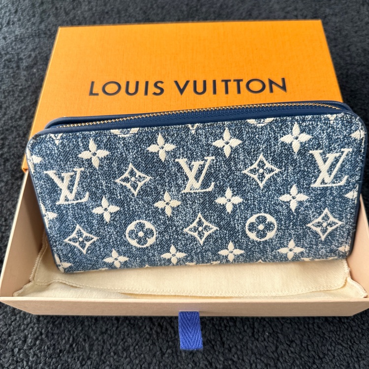 ルイヴィトン　財布