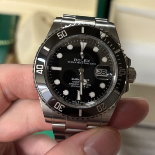 サブマリーナーデイト