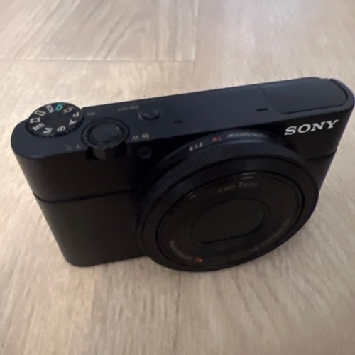 SONY DSC-RX100