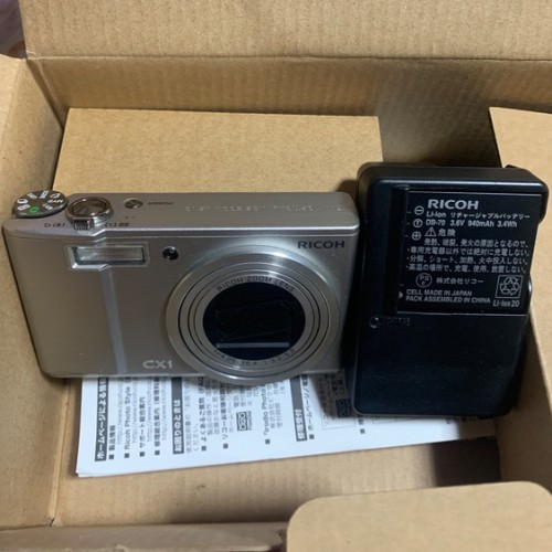RICOH CX1