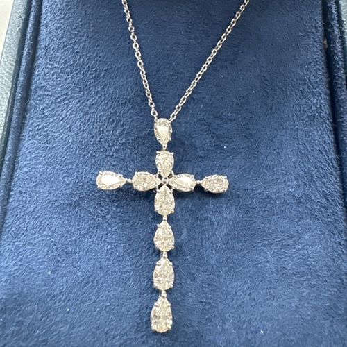 ハリーウィンストン ダイヤクロスペンダント