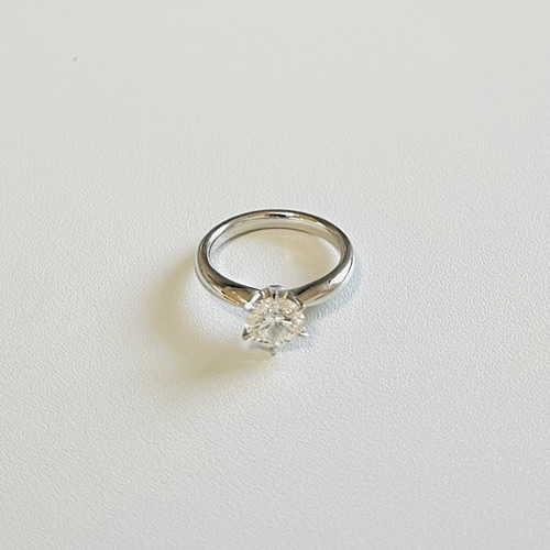 ダイヤモンドリング