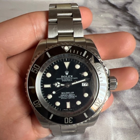 
ロレックシードゥエラー