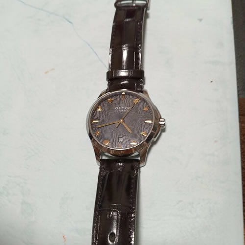 グッチ自動巻き裏スケルトン