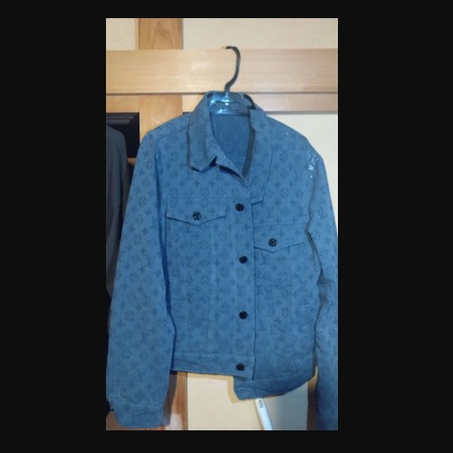 ルイヴィトンジャケット